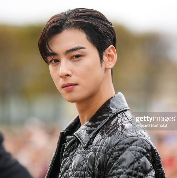 EunwoosDays's tweet photo. D-186
Day 363
#CHAEUNWOO #차은우 #이동민  
2026.07.25 https://t.co/L9H90gmdch