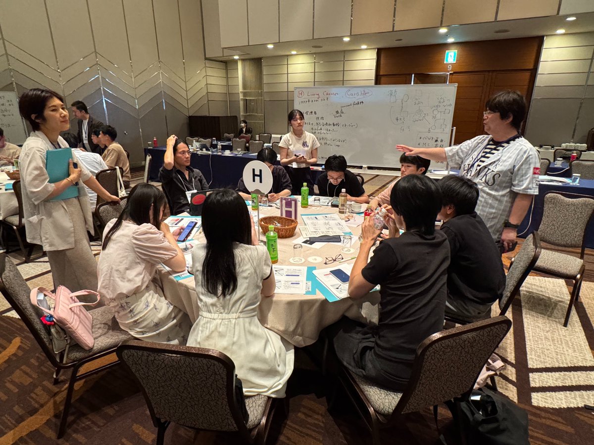 JSMO_official's tweet photo. グループワークの様子です。 https://t.co/VT5aC1VZVT