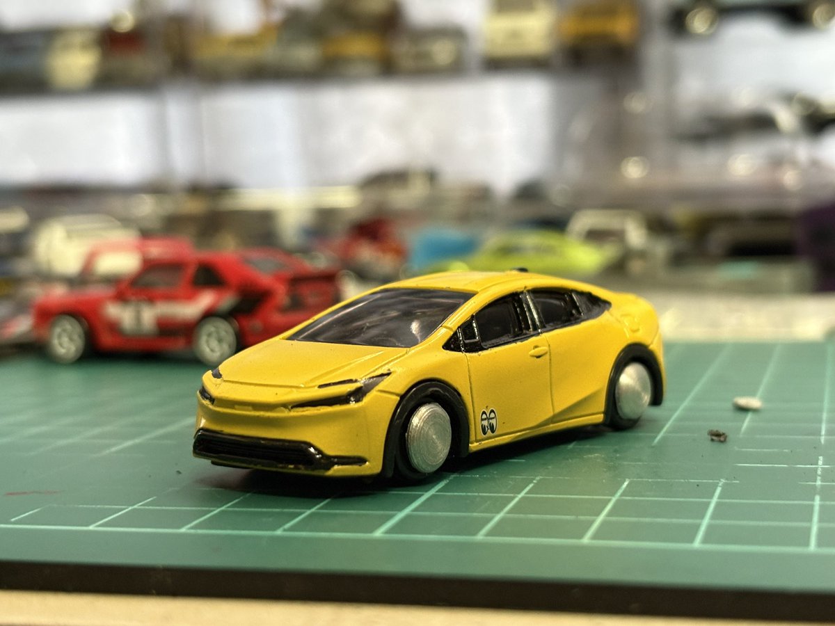 porschegmbh's tweet photo. #トミカ #PRIUS #MOONEYES @stickyfrog_ 
  60プリウス👀レストア一旦👍 https://t.co/F2AsJ5ODzY