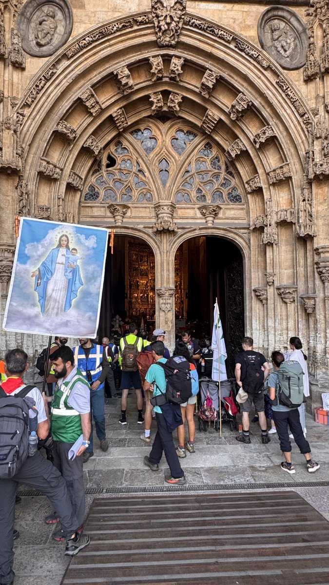 nfernandezd_'s tweet photo. Cuarto año caminando hacia Covadonga. Cada paso es una oración, cada esfuerzo una ofrenda y cada llegada un regalo de Dios. Bajo el manto de la Santina, que nunca nos falte el deseo de volver @nscristiandades https://t.co/tCXTwkC8lw