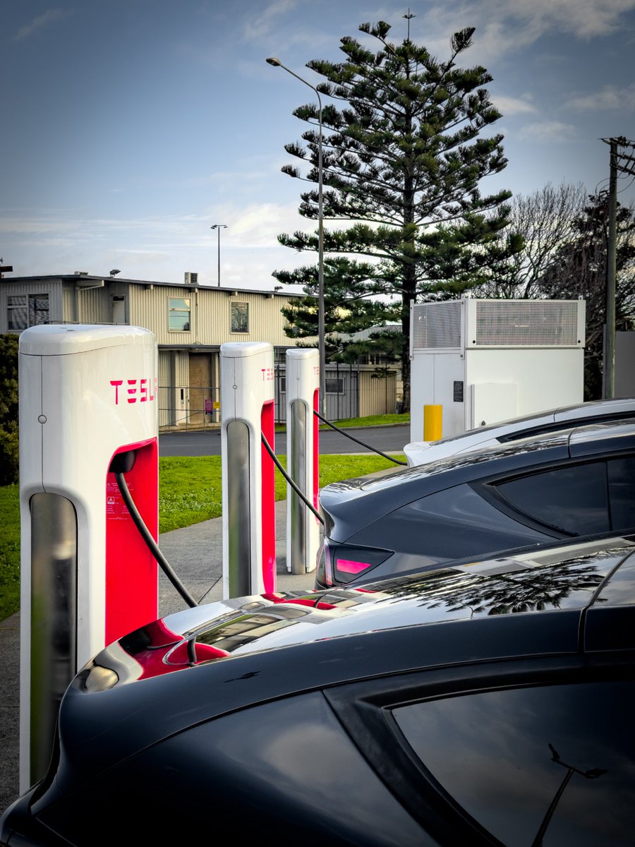 SMB068's tweet photo. @TeslaCharging  one of the two Supercharger sites in the whole of a Tasmania https://t.co/0C7M4lXLD3