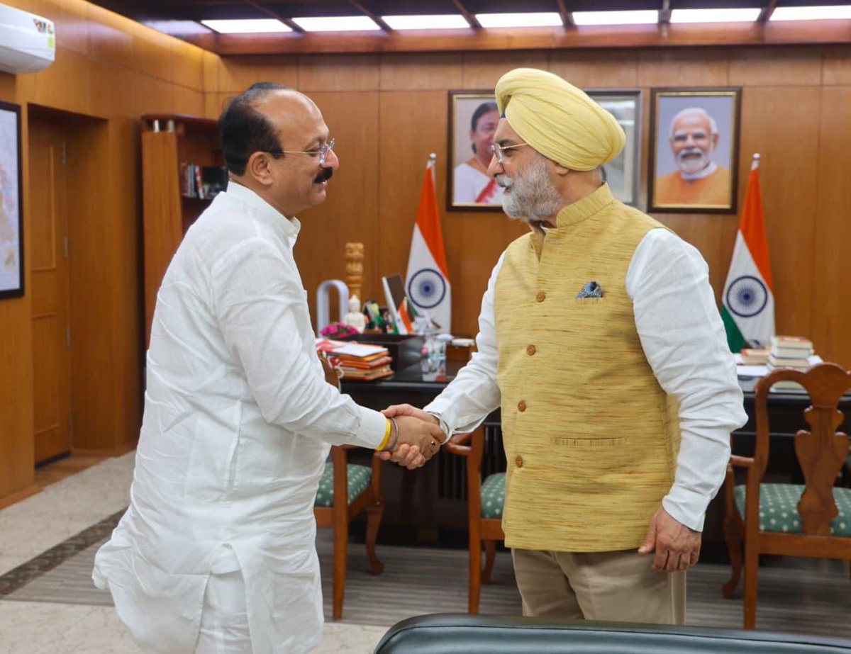 ashishsood_bjp's tweet photo. Called on Hon'ble Lieutenant Governor of Delhi, Sardar Shri @SandhuTaranjitS Ji, at @LokNiwasDelhi. Exchanged views on key policy priorities and developmental initiatives for the National Capital. Looking forward to continued coordination in advancing the vision of a progressive, efficient and citizen-centric Delhi.

@NitinNabin 
@blsanthosh