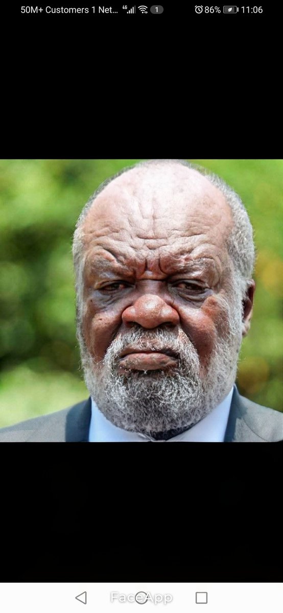 Otiesh4's tweet photo. @BenjiNdolo Too outdated to be schooled. Achana naye. Trying to catch the president's eye for appointment next season https://t.co/0TUbKYFiIP