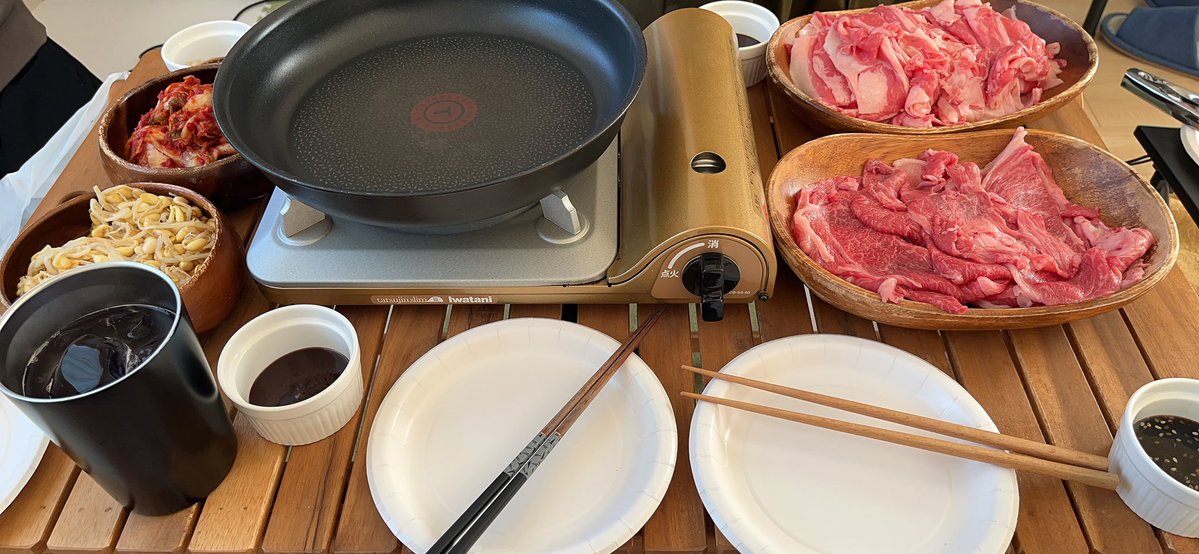 yu_pe_Vs's tweet photo. 焼肉ホームパーティー✨ https://t.co/k57R6CSuSV