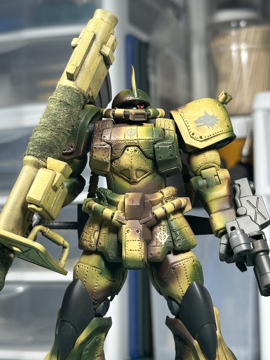 masertank's tweet photo. Finally!!! Here is the Gouf Custom I made as a build-off with my friend NamiNami (@DockImaginary ). Now I am able to post pictures and show you guys. https://t.co/0teV9p8Piv