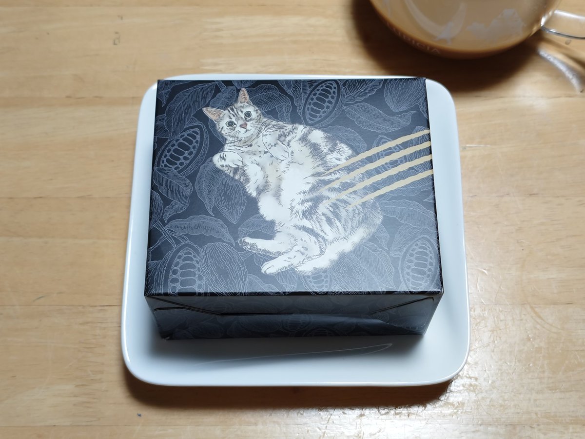 spiral_138's tweet photo. CACAOCAT BAKE mini

こちらはチョコレートクッキー🍪
これも好みだった、と思う(食べてから時間が経ちすぎて…💧) https://t.co/Nq6gnQHTkM