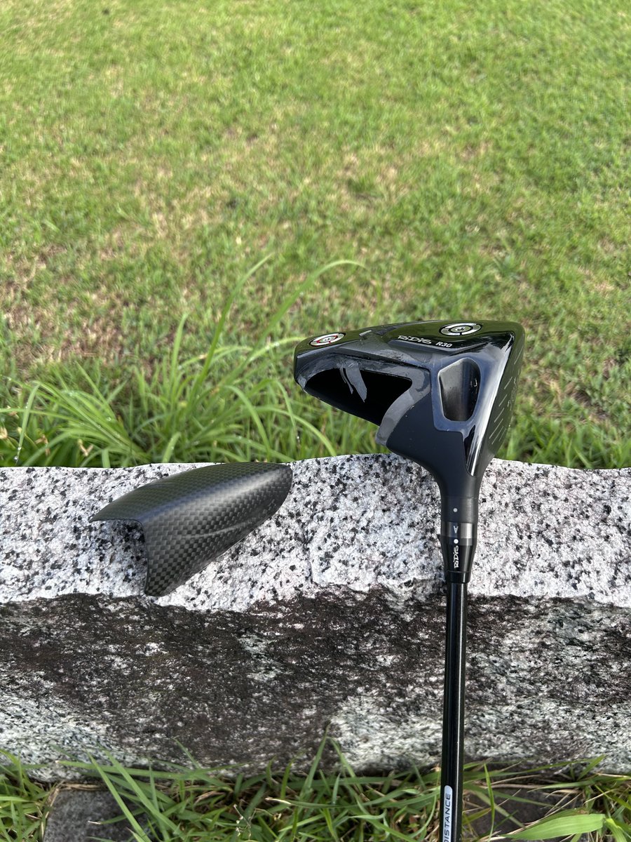bang614's tweet photo. ドライバーがぶっ壊れたので後半はティーショットをスプーンに変えたらスコアが劇的によくなった。ほぼシミュレーションゴルフ通り。
もうドライバー握らない方がいいのかな https://t.co/L3hx4pEQHK