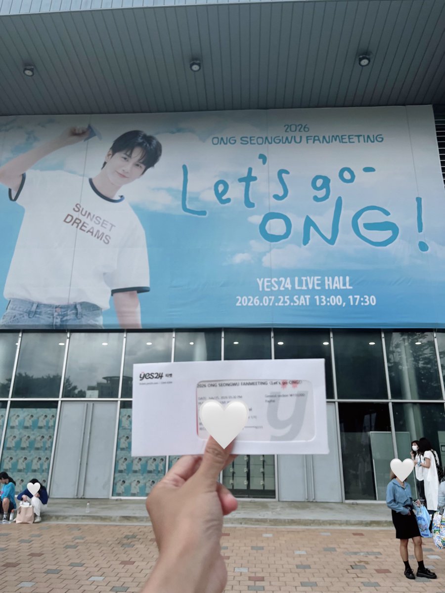 jheeselyn's tweet photo. 오랜만이에요 🤍너무 보고싶어요🥹🫶🏻 https://t.co/AxrQWIz8hV