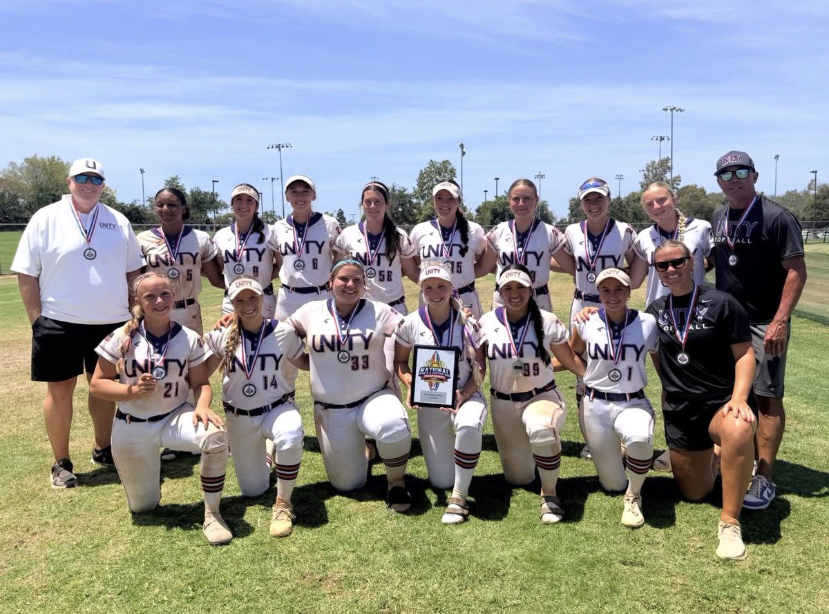 bailey_g56's tweet photo. I can’t believe summer season ended so fast! We finished 5th overall in PGF nationals this week! I couldn’t be prouder of what this team has done! Thank you so much for all the coaches that came to watch our games! I can’t wait to get back on the field in the fall! @09Unity https://t.co/ZpnoVdwav7
