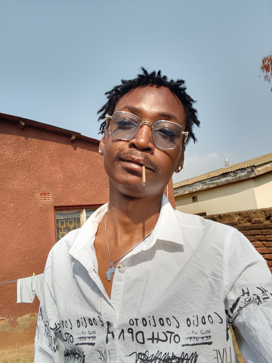 Certified Stoner🔞🚫🇲🇼🏴☠️ tweet media