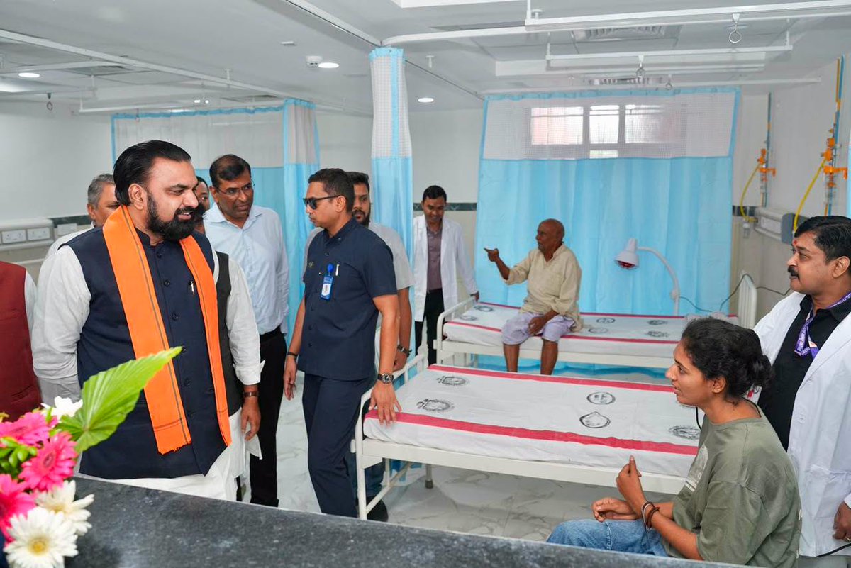 BiharInfraTales's tweet photo. 🚨CM Inaugurates ₹215 Crore, 400-Bed Orthopedic &amp; Neuro Super Specialty Hospital at LNJP Hospital https://t.co/xoPxcA6Xhq