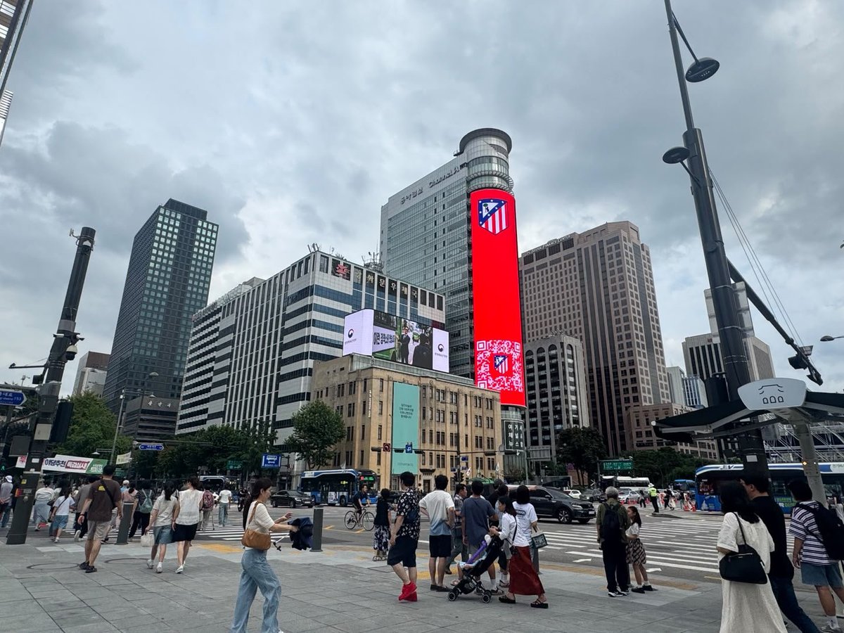 Juanarrien9's tweet photo. Corea del Sur ya vibra con el anuncio de su ídolo como jugador del @AtletiKR @Atleti https://t.co/JiyFAydNGW