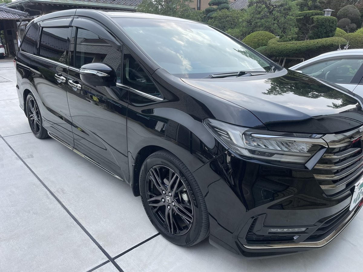 teru_ae86's tweet photo. 足車が話題だったんですか？
昔は車体も維持も安くてどこでも行ける車って意味で乗ってました🙆
今は新しめで見た目良く快適で荷物も人も乗せられる車で選びました！👍 https://t.co/cnIqE1aqh3