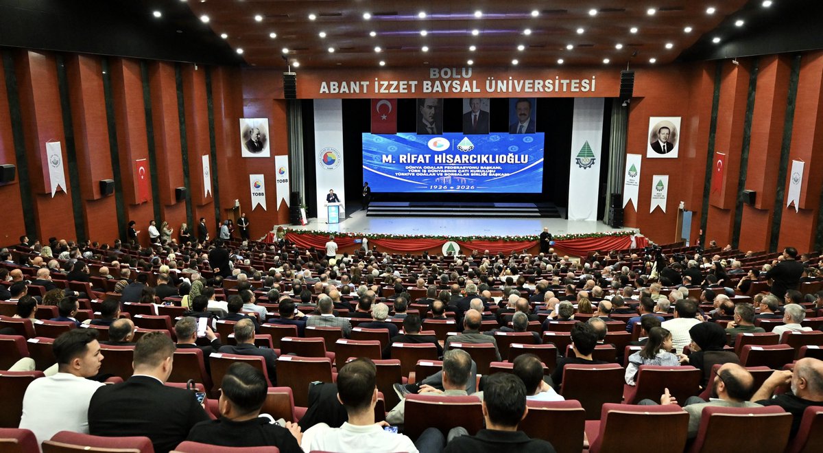 RHisarciklioglu's tweet photo. 📍Bolu

Bolu Ticaret ve Sanayi Odası’nın 💯. yılı kutlu olsun.

Bolu Abant İzzet Baysal Üniversitesi’nde yapılan 💯. kuruluş yıl dönümü ödül töreninde firmalarımızın başarılarını taçlandırdık. Ödül alan firmalarımızı tebrik ediyorum.

Her firma bir yıldız, her biri ödülü hak ediyor. Üretim, ihracat, yatırım yapan, istihdam sağlayan tüm iş insanlarımızı yürekten kutluyorum.

Hizmet çıtasını yükselten Bolu Ticaret ve Sanayi Odası Yönetim Kurulu Başkanımız Abdullah Alemdar’ı, Meclis Başkanımız Aydoğan Tekin’i, Yönetim Kurulumuzu, Meclis üyelerimizi ve çalışan kardeşlerimi tebrik ediyorum. Daha nice başarılı yıllara..👏🏻

💯 yıldır üyesine hizmet veren, şehrine değer katan Bolu Ticaret ve Sanayi Odası kurucularını ve emeği geçenleri rahmetle yad ediyorum.