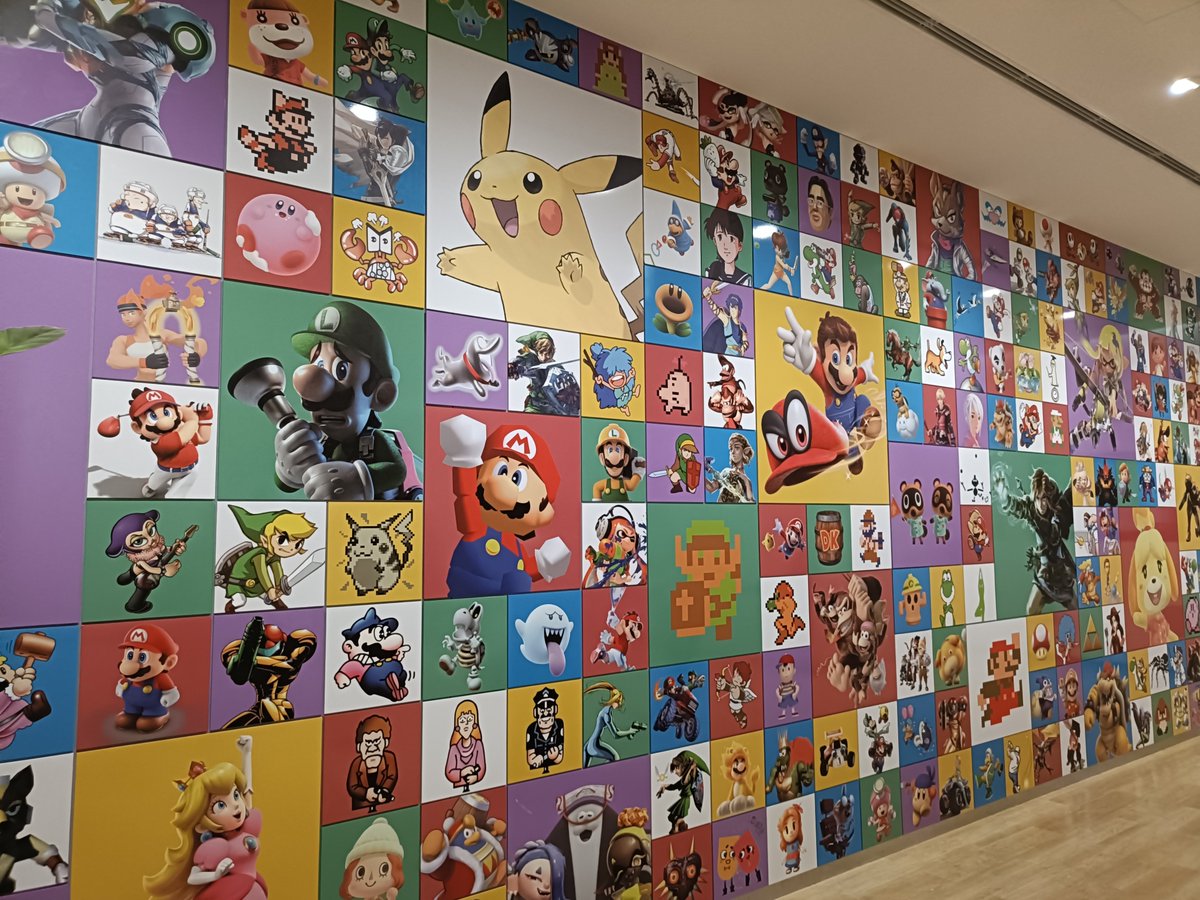 tomlakes79's tweet photo. ニンテンドーミュージアム🎴🎮️
やっと行けた✨
ファミコン全盛期に小学生やったので、久々に初代マリオしてみたら懐かしくて。

子ども達はDS  Wii  Swich世代
お正月には実家で花札

家族でお世話になってます。

帰り、ひとり増えてた🍄 https://t.co/ocspEgiFOu