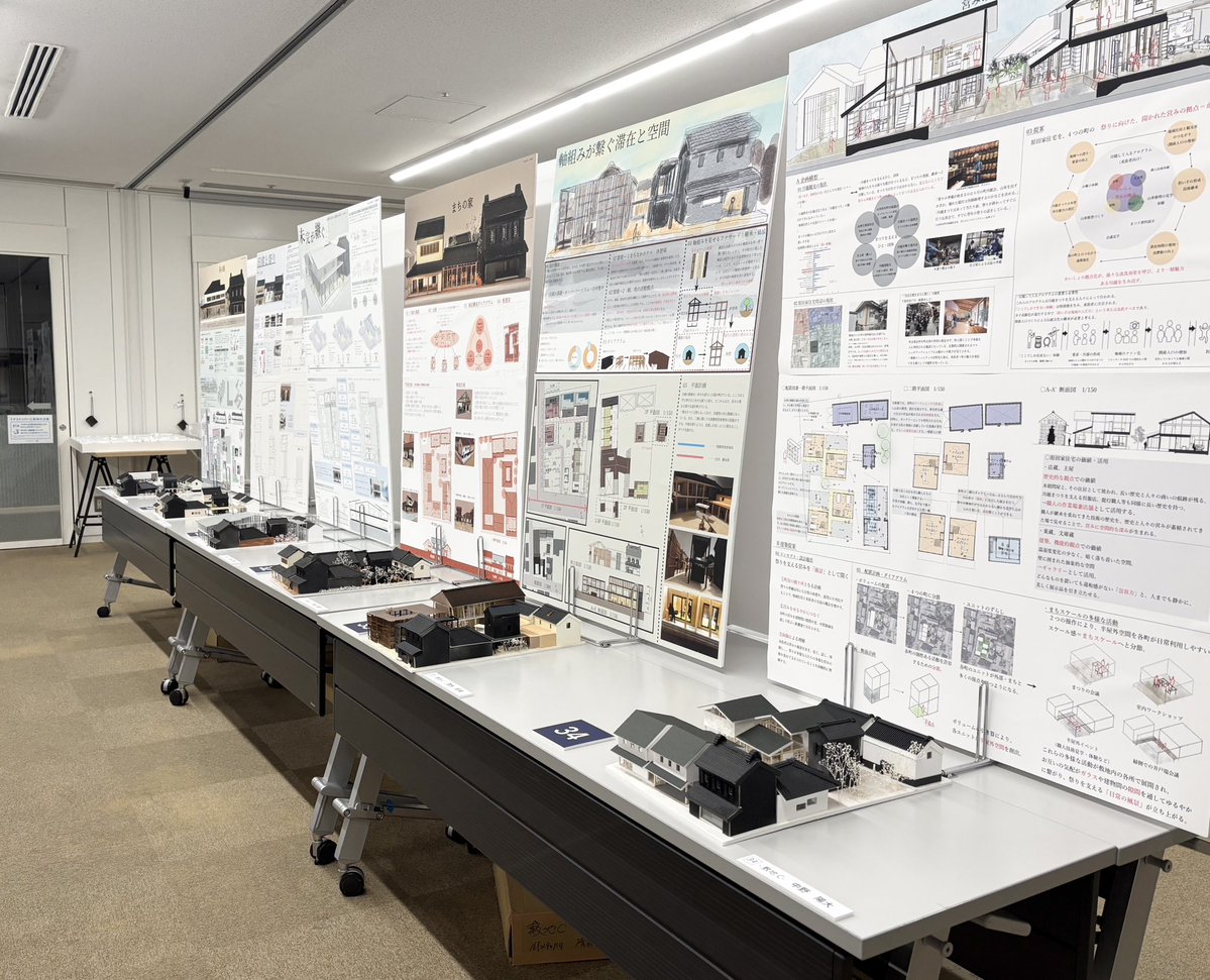 toyo_arch's tweet photo. 明日は3年生の設計課題 まちかど講評会が行われます。
過去最多の40作品が会場に並びます。
魅力的な提案が揃っています。
ぜひお越しください！
会場：ウェスタ川越 会議室1・2(2階)
時間：10時〜18時
#川越 #まちかど講評会 #川越百万灯夏祭り #建築 #ウェスタ川越 https://t.co/LDlZlRTScB