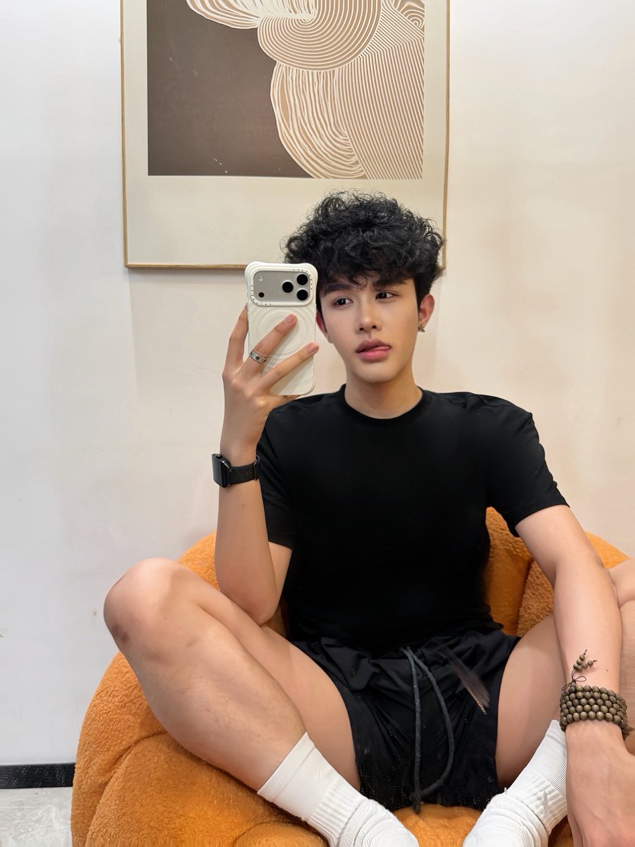 fgqccu's tweet photo. 👅 https://t.co/9iuTvxc7UL