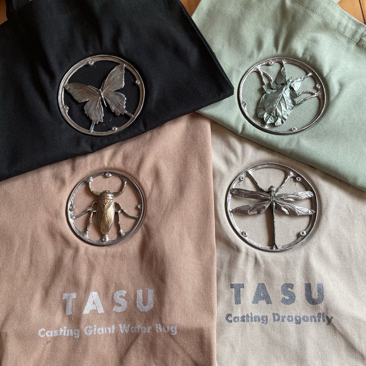 tasu_2020's tweet photo. 明日のワンフェスにはトートバッグも持っていきます。
幕張メッセ　ブース番号　5-09-02 で
お待ちしています。

#ワンフェス #ワンダーフェスティバル https://t.co/O8OYrorP4b