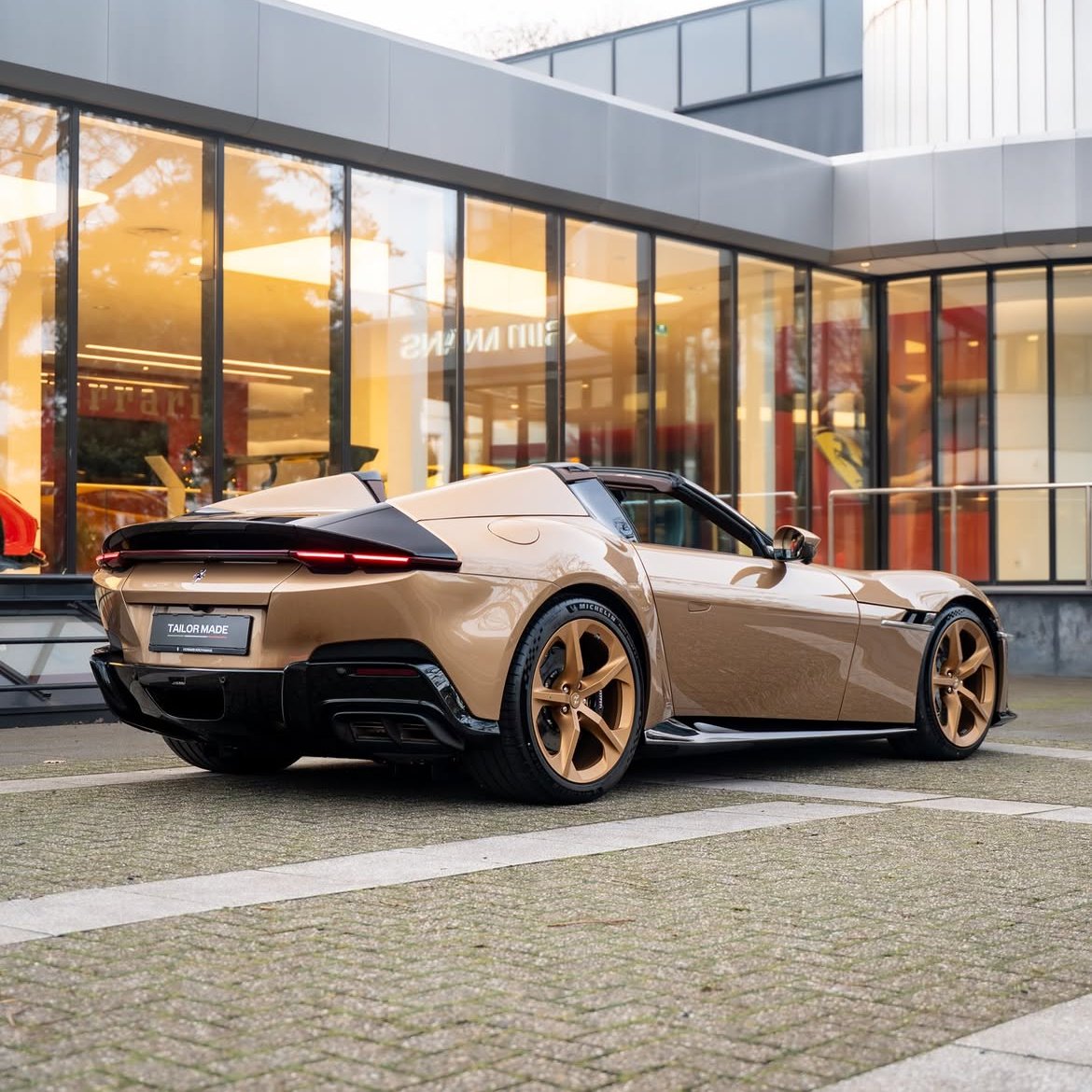 ZyroCar's tweet photo. Ferrari 12Cilindri Spider https://t.co/nX82BCxEP7