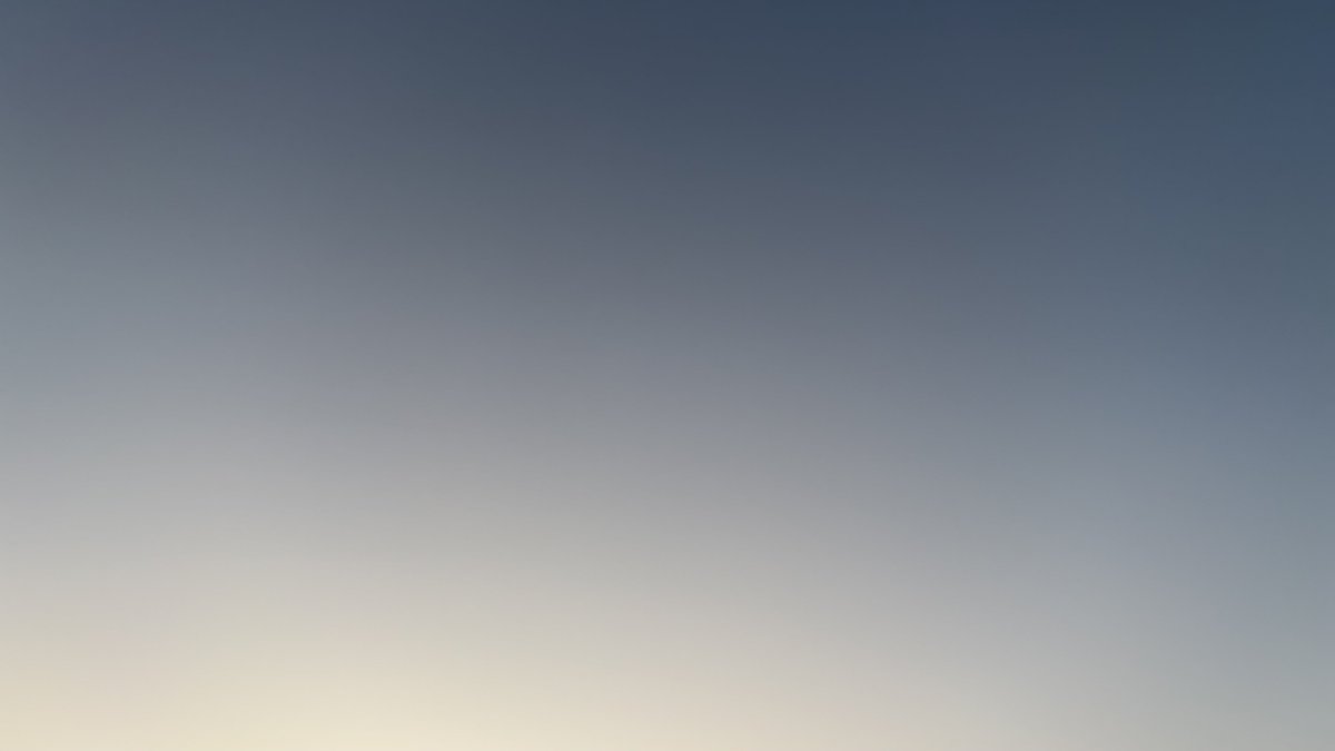 dog_rabbit15's tweet photo. この町の空が好きで、 https://t.co/P25tQT9Ndn