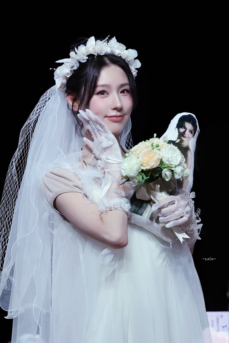 godmitzu's tweet photo. Miyeon in a wedding dress getting married to her girlfriend SANA today https://t.co/F7FYBOOtbq