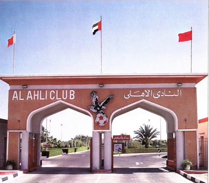 AhliDxb1's tweet photo. هُناك من يظهر فـ المنصات و ينسب الفضل له
و يزداد بـ الوعود التي لم توفي و عند الأزمات
يسحب أسمه و يطلع بـ عذر جديد .

و هُناك من يظهر فـ الأزمات قبل المنصات 
و وعوده كانت توفي قبل ان يوعد
سعادة عبدالله النابودة
الذي كان الآب الروحي قبل ان يكون رئيساً .

#الأهلي_أمانه فـ أعناقنا ! https://t.co/UJeabDngVK