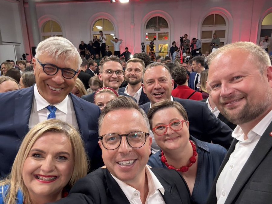 NN tweet media
