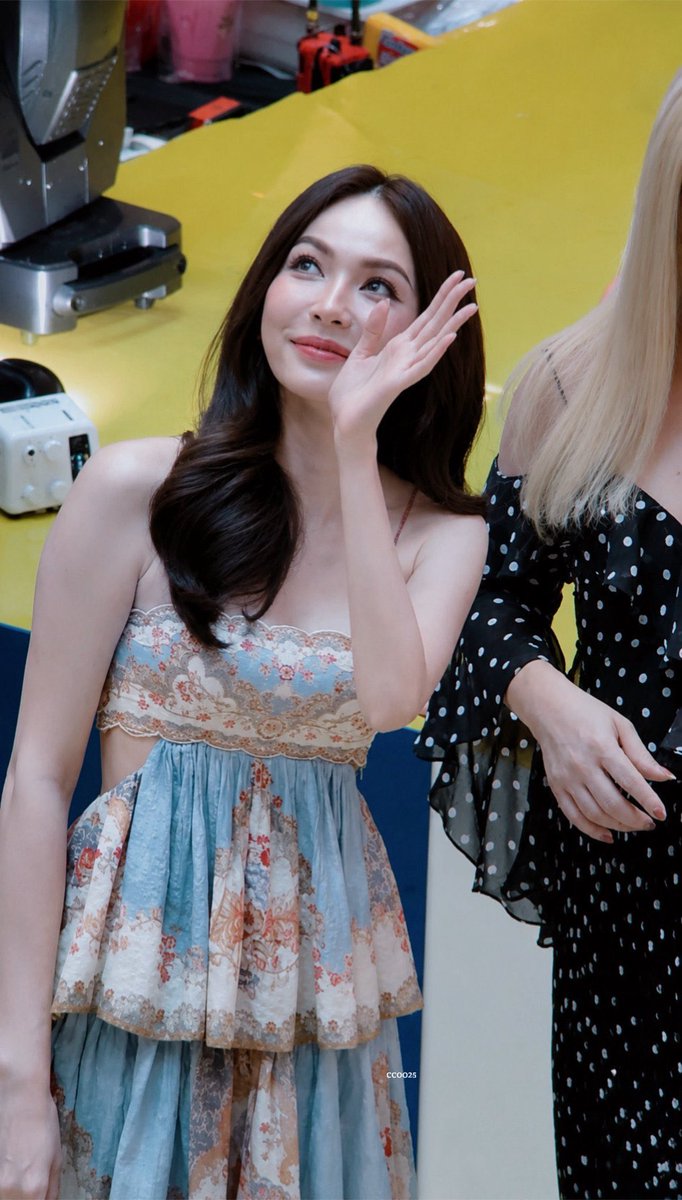 ghmoesg's tweet photo. สวยเหลือเกินลูกสาว

CL WITH AUMAUM
#AumAumMarketXCharlotte

SIMPLY BE CHARLOTTE25
#ชาล็อตออสติน #CharlotteAustin
@itscharlotty https://t.co/NiFo8RevMk