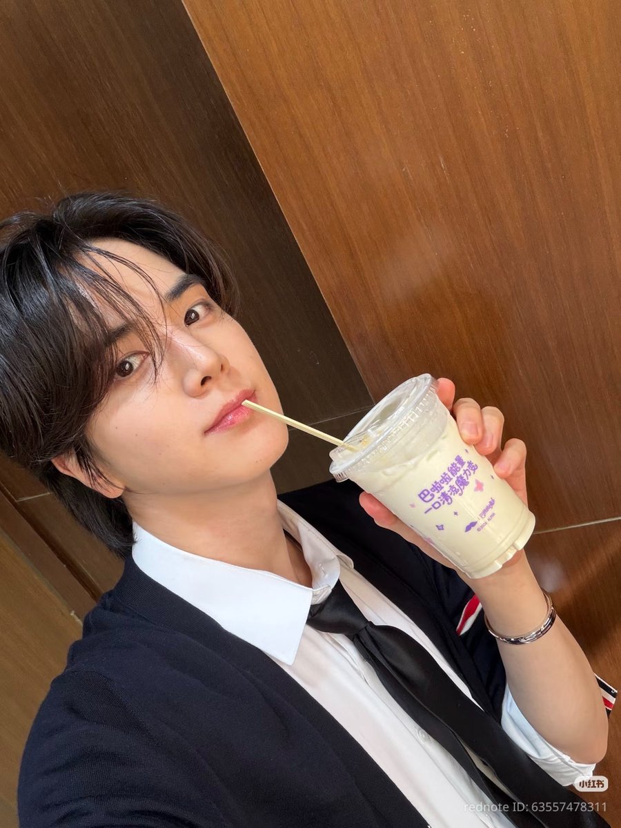 KYH_Global's tweet photo. 260725 Xiaohongshu update #YOUNGHOON

Thank you Shanghai. 😜
🔗https://t.co/oQlqDvQpxg

더보이즈 영훈 #더보이즈 #영훈 #THEBOYZ #더보이즈영훈 🍞 https://t.co/fXRoGufTsI