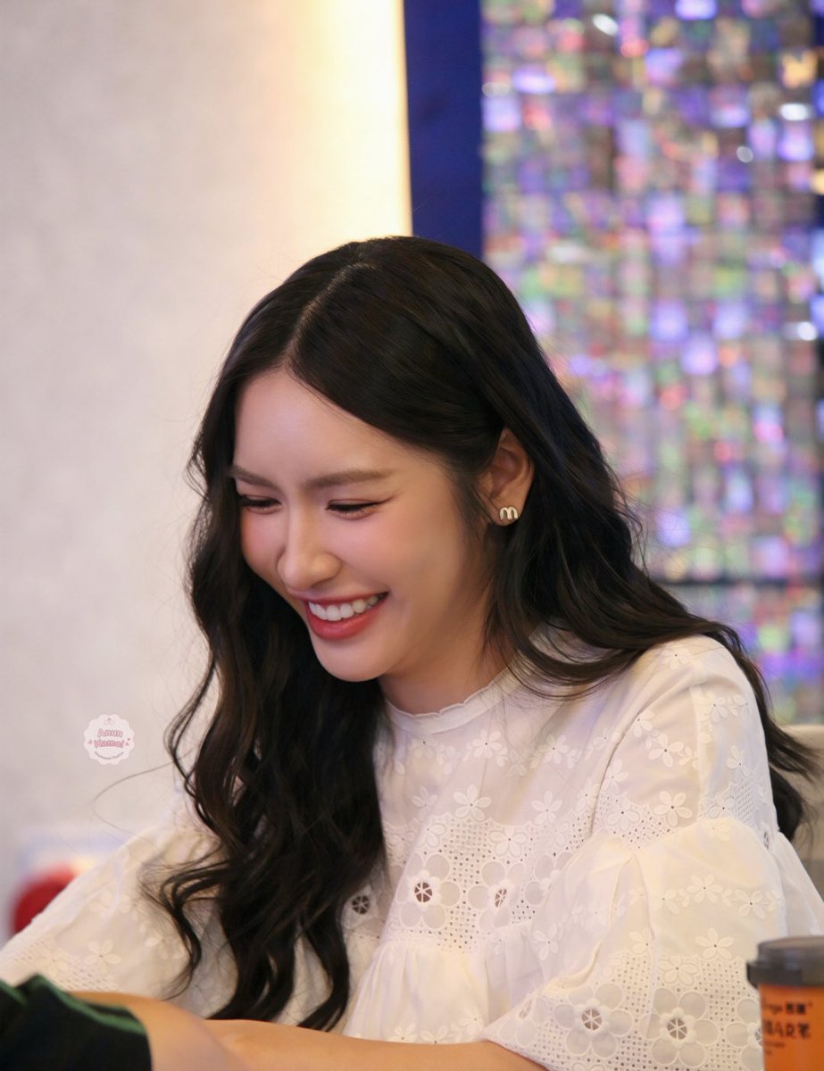 AnunKamol's tweet photo. ก็มีแต่ใจให้ปายยยย🫶🏻✨

STARLIGHT WHISPERS WITH LK
#LOOKKAEWxSHIENMOJI
#lookkaewkamollak https://t.co/fZR4AK40FZ