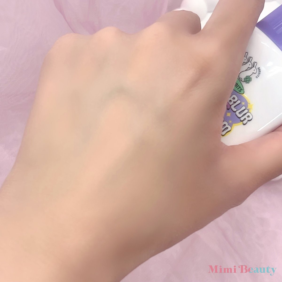 MimiBeauty__'s tweet photo. ファンデじゃないのに仕上がりが綺麗す���る‼️って韓国でバズり中のBBクリーム知ってる？🐇
CHASIN’ RABBITSの紫クリーム！紫色だけど伸ばすとベージュに変化して、黄みも毛穴もしっかりカバーしてくれるの！しかも崩れにくい。
これ1本で元から肌が綺麗な人みたいな仕上がりになれて最高だった… https://t.co/yN6ZX0QDYg