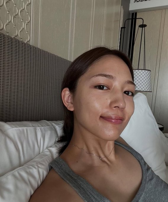 utukusikao's tweet photo. すっぴんの川口春奈さん、もう31歳なのにこれは美しすぎませんか？ https://t.co/7W8etJsbHH