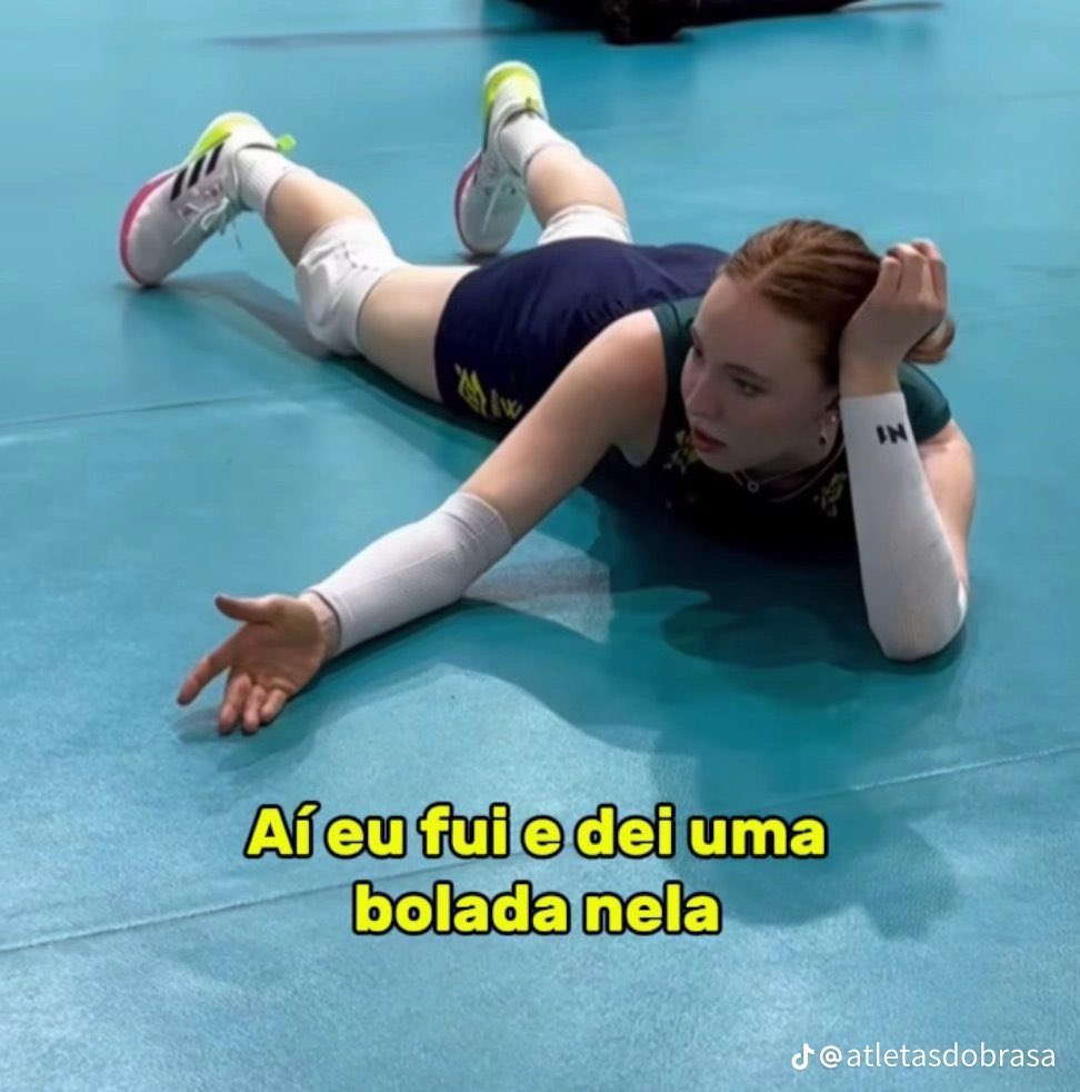 statesofgabi's tweet photo. jub sedenta pra matar umas italianas #voleinosportv https://t.co/b04HhETGds