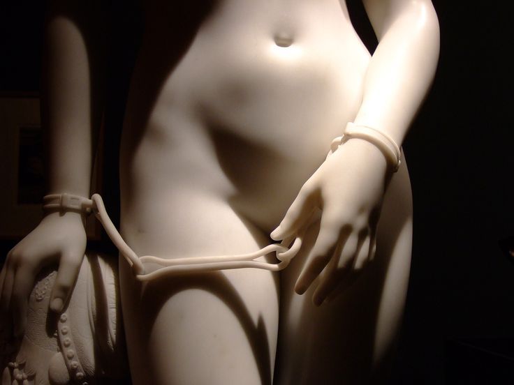 ArtorOtherThing's tweet photo. The Greek Slave (detail) 1844- Hiram Powers (American, 1805–1873)