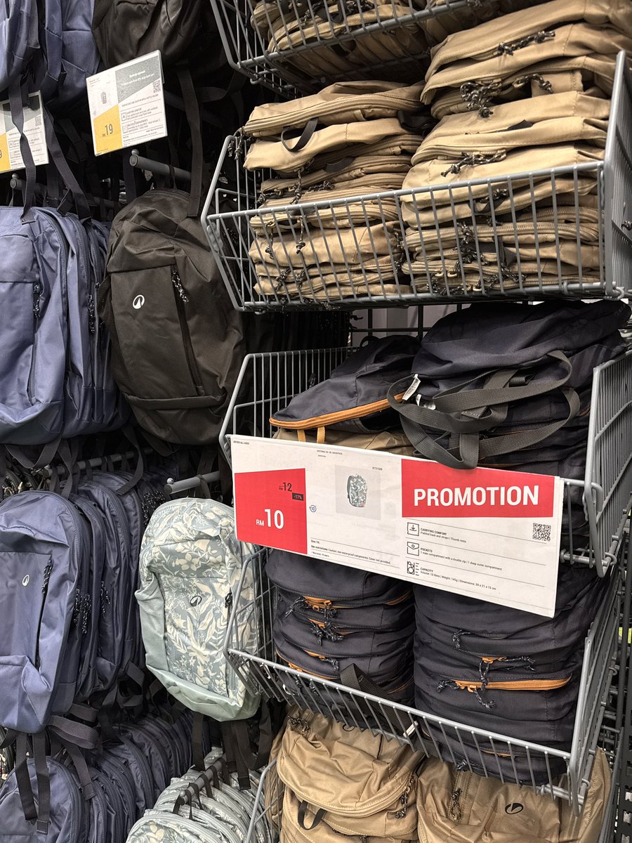 AinulNunanaa's tweet photo. Run to Decathlon now gais. Banyak gila SALE!

Stokin kiprun 2 pasang RM10 je 😍￼ https://t.co/Jevdqyv6qH