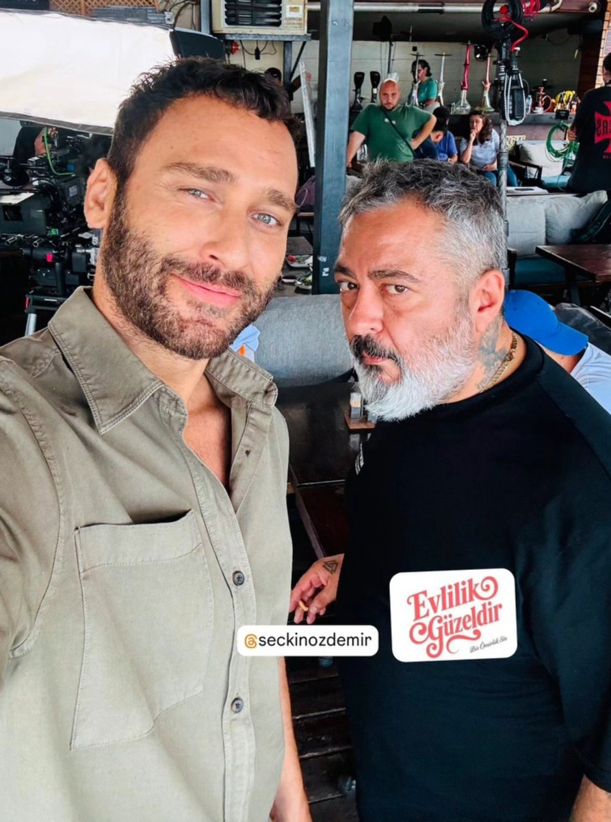 ozdiman's tweet photo. Bu adam niye bu kadar yakışıklı ya 🫠

#SeçkinÖzdemir #EvlilikGüzeldir https://t.co/9NAu0xb7Qr