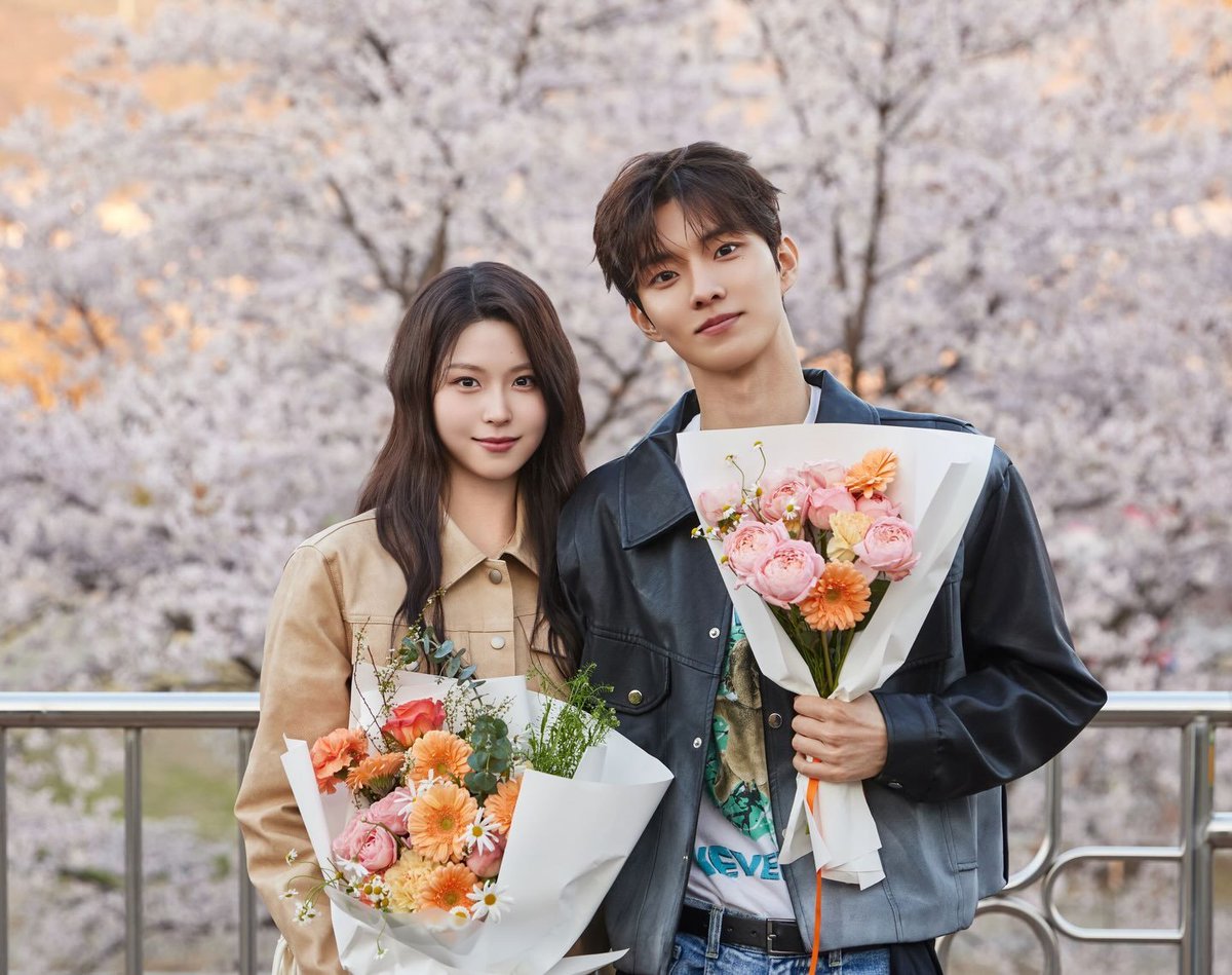 deobimom's tweet photo. CHANGMIN #Q #큐 IG 🐿📸 from ziarchive.h https://t.co/xL5XeawXeV