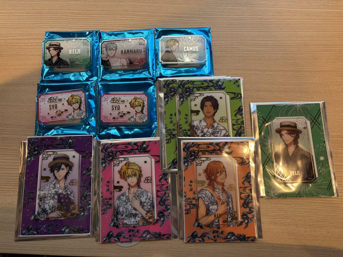 moon_bird_a's tweet photo. 【交換】うたプリ グラショ ビジュアルカード ビジュカ 浴衣 MC ネームバッジ 大阪 梅田

譲：ビジュカ→トキヤ レン 翔 セシル×2 嶺二
       ネームバッジ→翔×2 嶺二 蘭丸 カミュ

求：両種 真斗

本日、梅田付近で手渡し可能。
検索からでもお気軽にお声掛けください。 https://t.co/FmZUC4LeMm