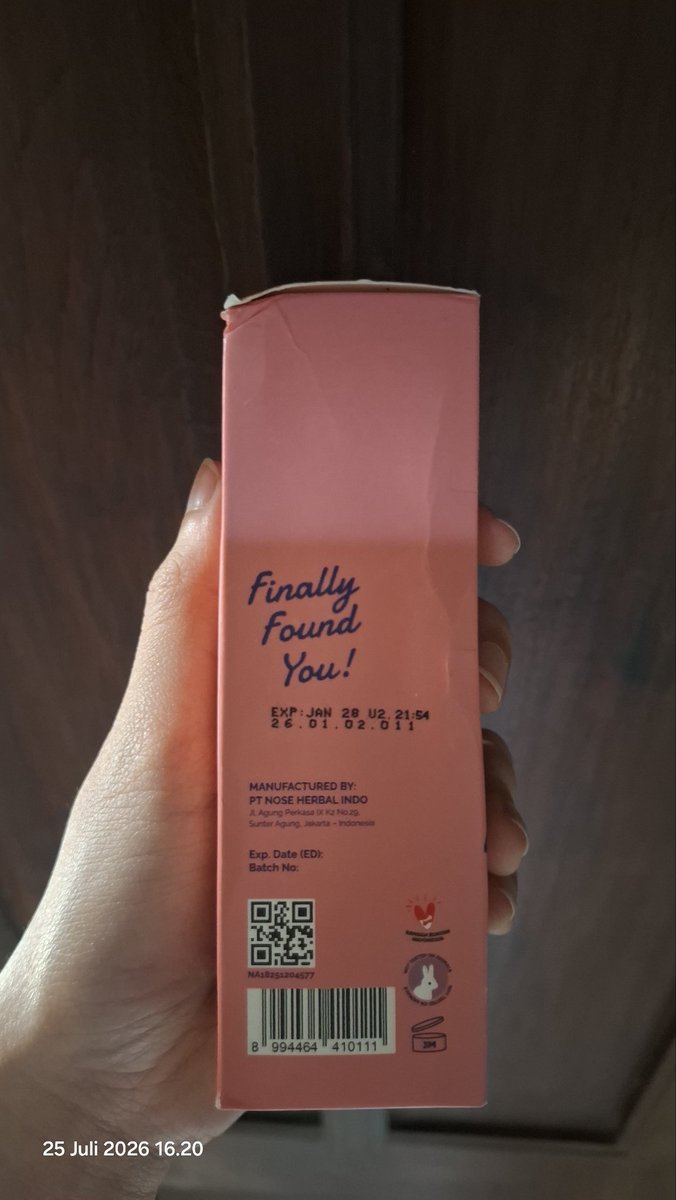 dumbasdore's tweet photo. WTS Ffy pink toner, triple vitamin b-arrier + peach + snail mucin toner

New segel
EXP 2028
Dom Magelang Jawa Tengah
Available Shopee
Price 90k https://t.co/krTn8fYlr2