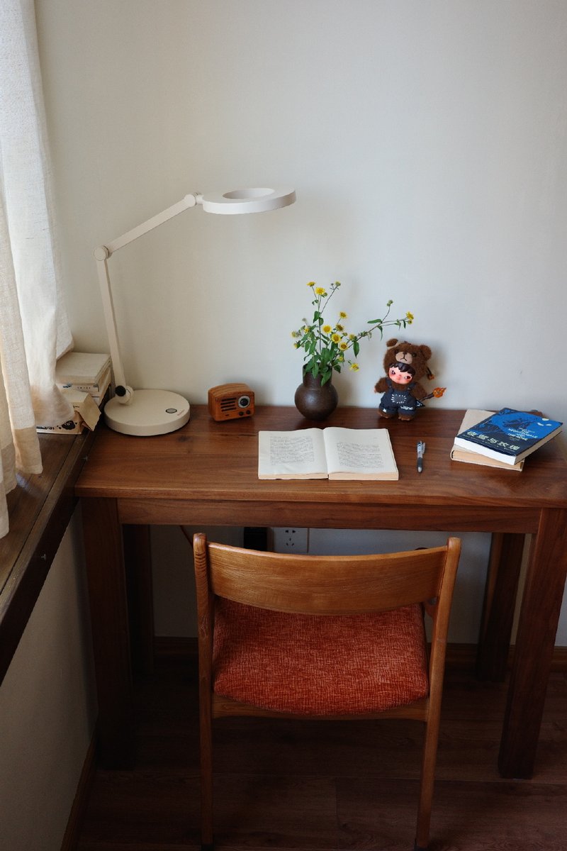 O7IX8Q652cmr7YC's tweet photo. Tackling old clutter this weekend! Donate pre-loved books, mugs and decor—what’s one item you’re passing on today https://t.co/9XuLIcB1cj
