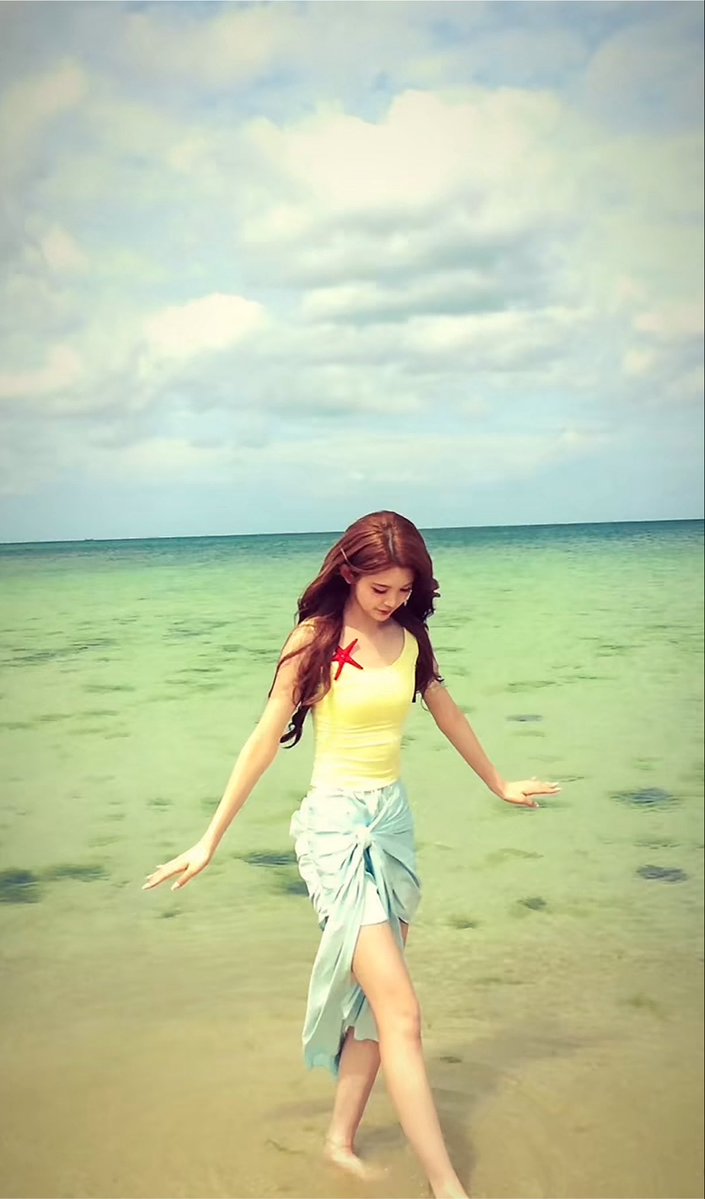 _yxnaz's tweet photo. 🌴☀️
#연능 #멤놀 #맘눌뎀 https://t.co/1r9l3ONfV8