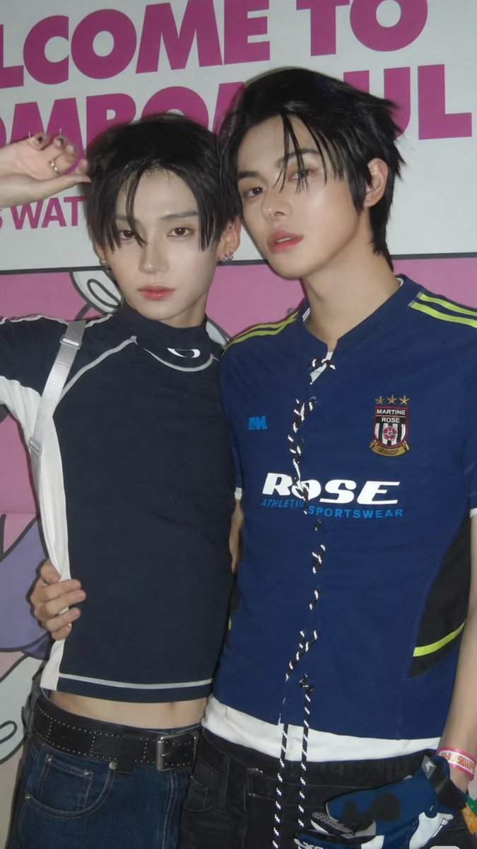 sueopsixxx's tweet photo. 렝원 와꾸합 개쩐다 ㅎㅎ https://t.co/niSizGlhbl
