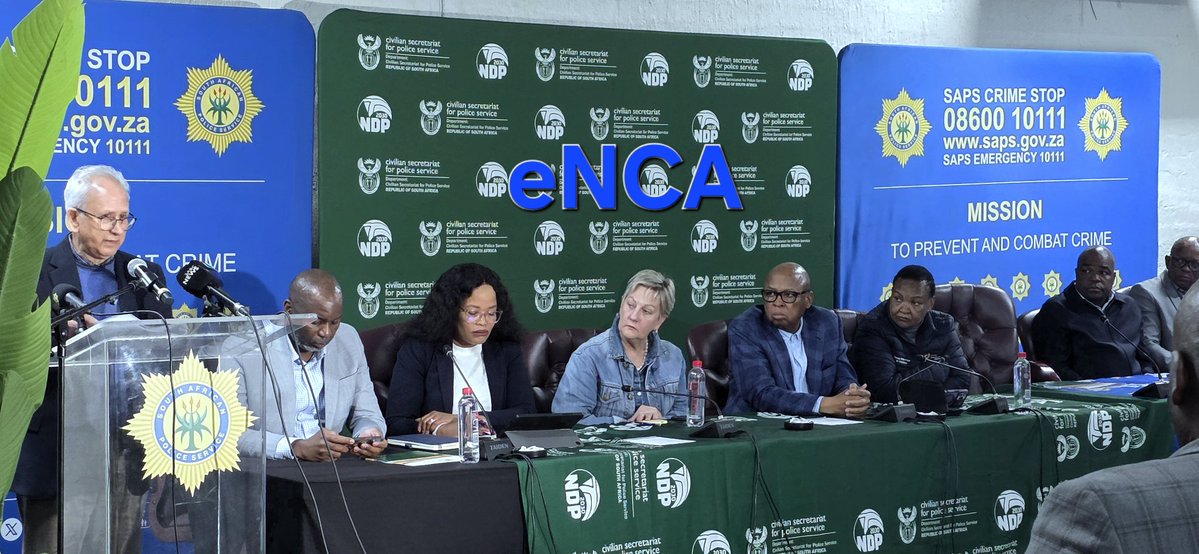 pule_jones's tweet photo. DEVELOPING:

MINMEC (an intergovernmental coordination body that brings together Police Ministers and provincial community safety MECs) has endorsed the National Organised Crime Strategy presented by Nhlanhla Mkhwanazi.

The strategy introduces a far more integrated, intelligence-driven, and multidisciplinary response to organized crime, illicit economies, and violent criminal syndicates operating across provincial boundaries.

@eNCA