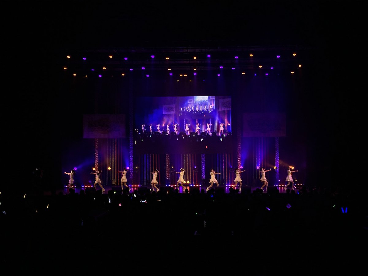 Rosy_Chronicle's tweet photo. 10年目記念で有明に引っ越しだよ❗️
六本木アイドルフェスティバル2026

ありがとうございました✨！
#ロージークロニクル が披露した楽曲はこちら🌹

M1「ウブとズル」
https://t.co/OdFvX5TMTB

M2「Misery 〜愛の天秤〜」
https://t.co/XUgOObDAug

M3 「CHOちょこっとロッケンロール」
https://t.co/TZi85IE2Ur

M4「スキちゃん」/スマイレージさん

M5 「記念日未満」　
https://t.co/ZOh26eotva 

M6「8bit片想い」
https://t.co/b8wxdSlXvn

M7「本気ボンバー！！」 Berryz工房 さん

M8「未来ハジマリ」

#ロージークロニクル #ハロプロ
#RIF10th #RIF2026