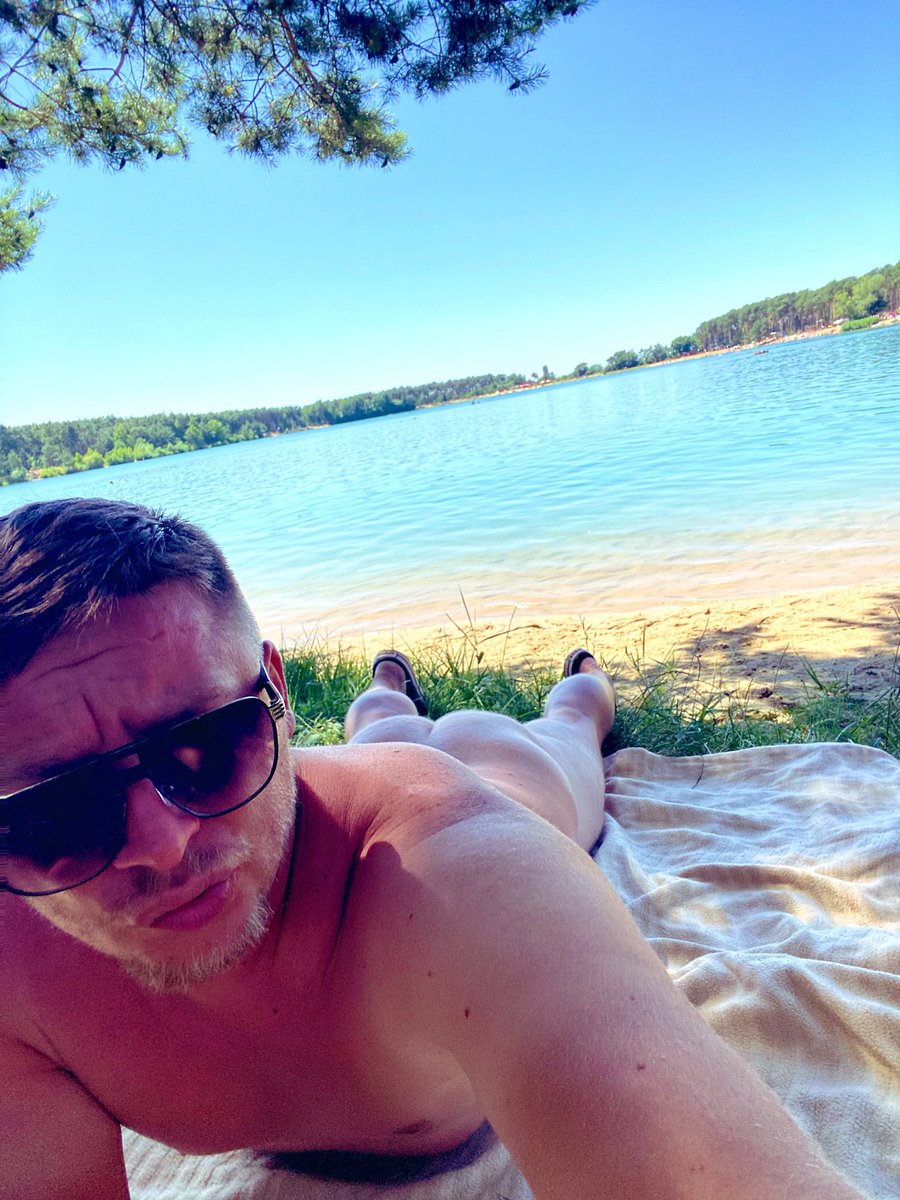 e_gelevan's tweet photo. Tady se opálíš opravdu všude. Lhota nezklamala! 🔥 / You really get a tan everywhere here. Lhota never disappoints!
.
.
.
.
.
.
.
.
#nsfwtwtًً  #lgbtq #gay #SummerSlot #nude #wata https://t.co/2XGvZwZg0y