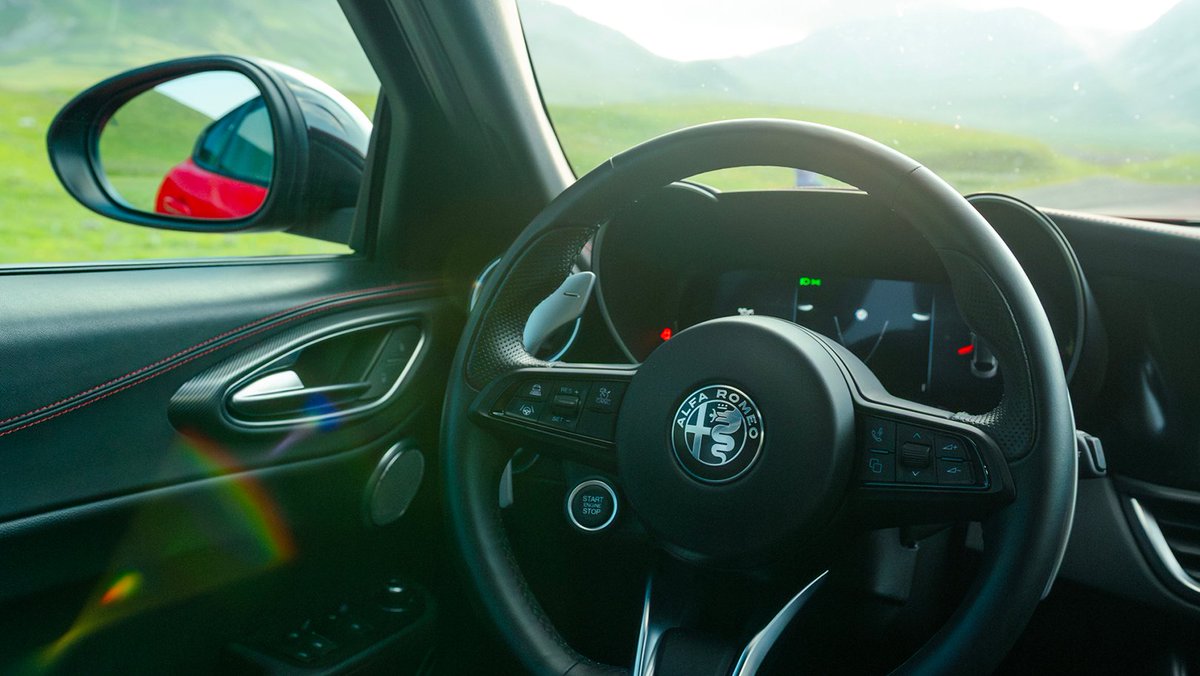 alfa_romeo's tweet photo. No need to choose between the journey and the destination when both are this beautiful.

https://t.co/Q7qMrcyBI0

📸 @svenmeschner
#AlfaRomeo #AlfaRomeoGiulia https://t.co/qi7o5hctU3