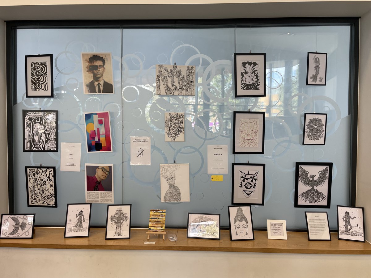 greenwich_clib's tweet photo. At Greenwich Centre Library, we have a new range of fantastic local artists' work on display. Spend a few moments of relaxation looking around to get inspired and feel art's magical ability to move and connect people. Work is available to purchase if you wish.
#gll @GreenwichLibs https://t.co/lms3SeU9E6