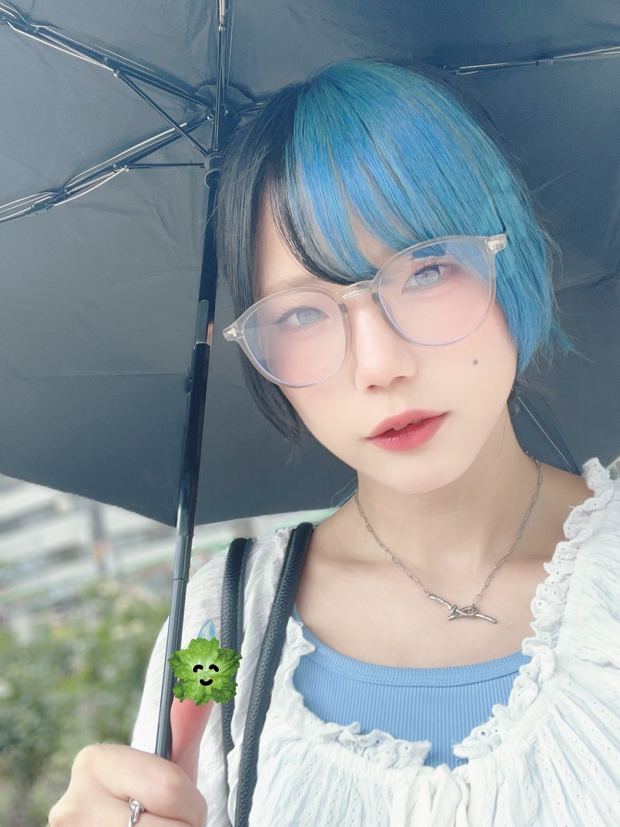 里緒奈 tweet media