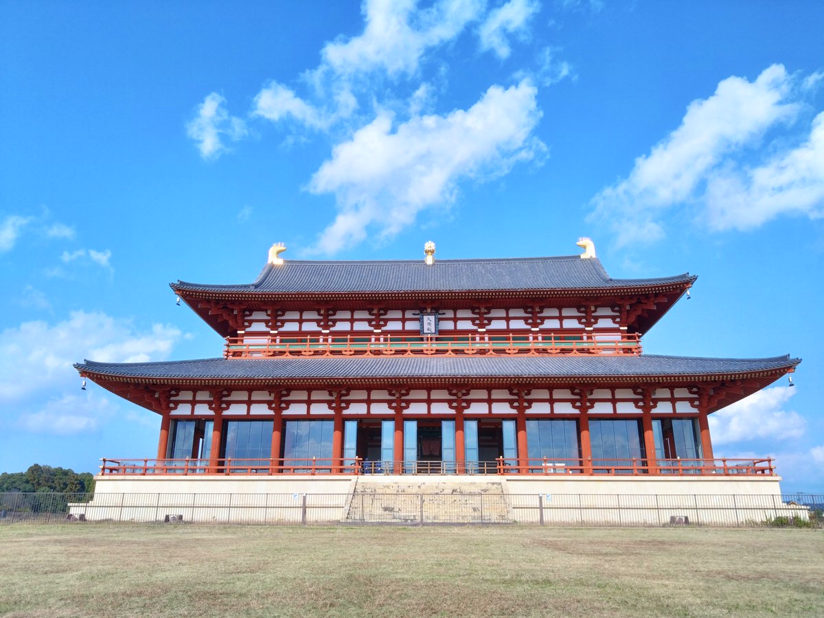 shikana22625318's tweet photo. 奈良、副首都やれます！やらせてください！
高御座もあります！
いつでも天皇陛下をお迎えできます！ https://t.co/ua2ewy7LWi