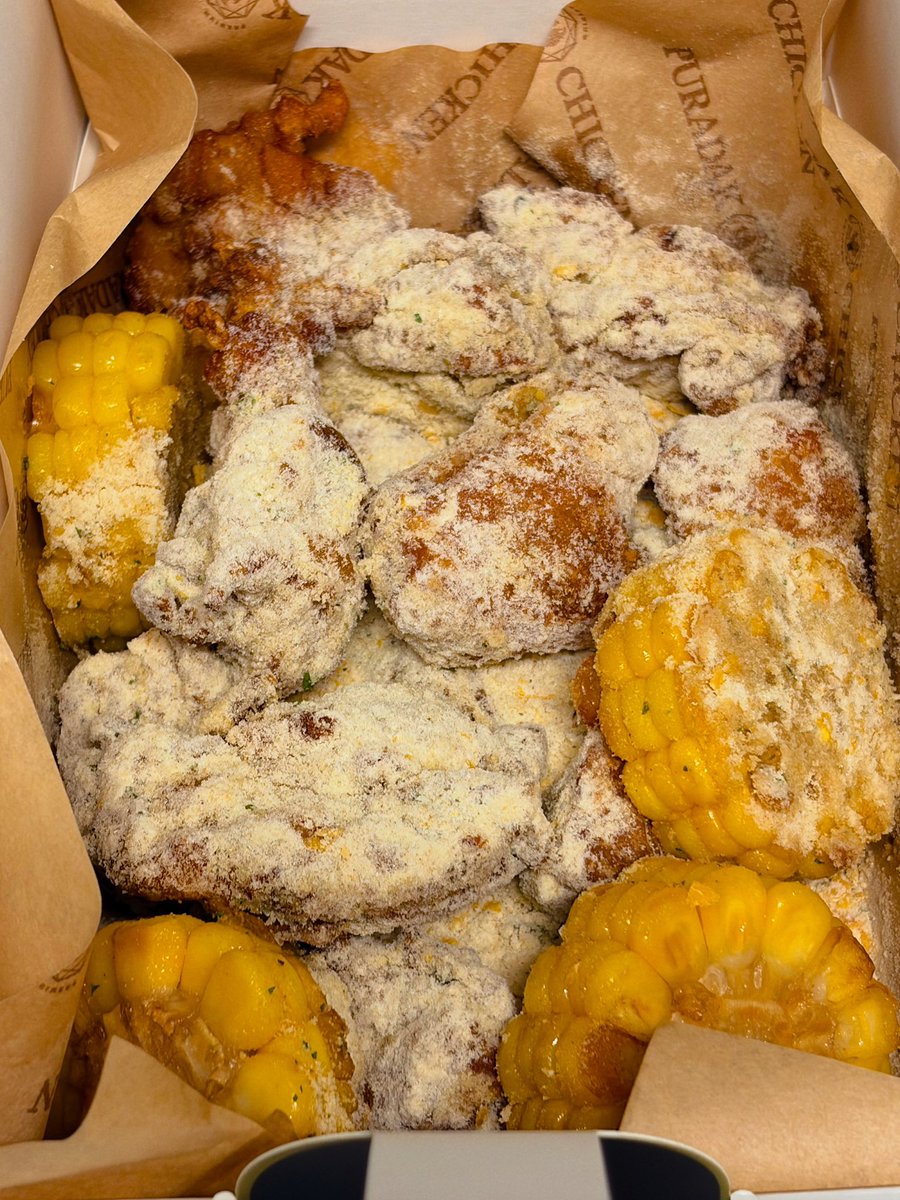 dontstarvegari's tweet photo. 푸라닭 최애는 콘소메이징 치킨
ㄹㅇ 맛있어요 ♡ 순살로 변경했어요
꼭 고추마요소스 추가해서 드세요!! https://t.co/i5l4nA2Abv
